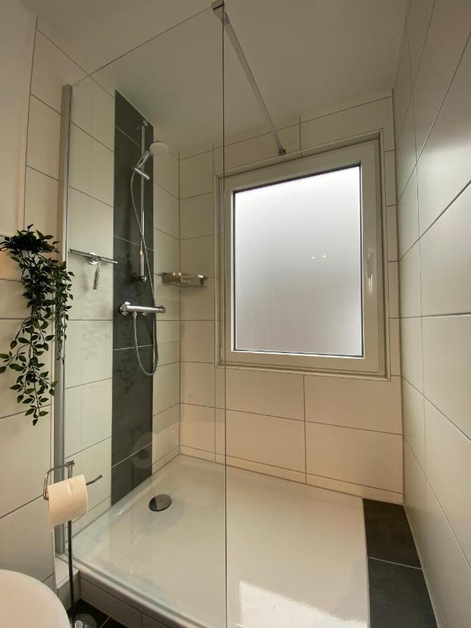 Charmante Altbauwohnung An Der Kesselschleuse 3 Емден Екстериор снимка